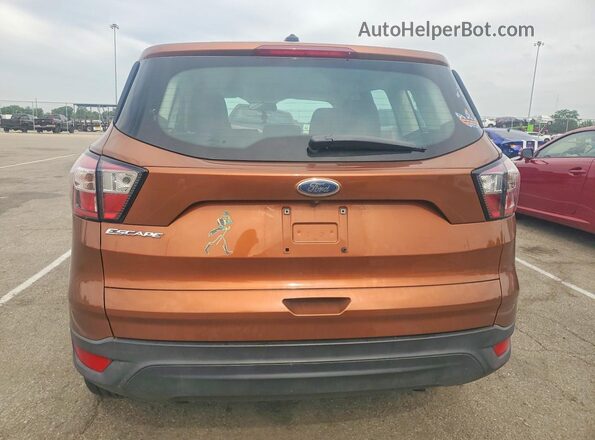 1FMCU0F70HUE04034 2017 FORD ESCAPE Brown Widok z tyłu