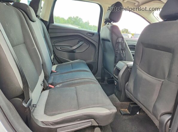 1FMCU0F71GUB19695 2016 FORD ESCAPE Белый Вид задней части салона
