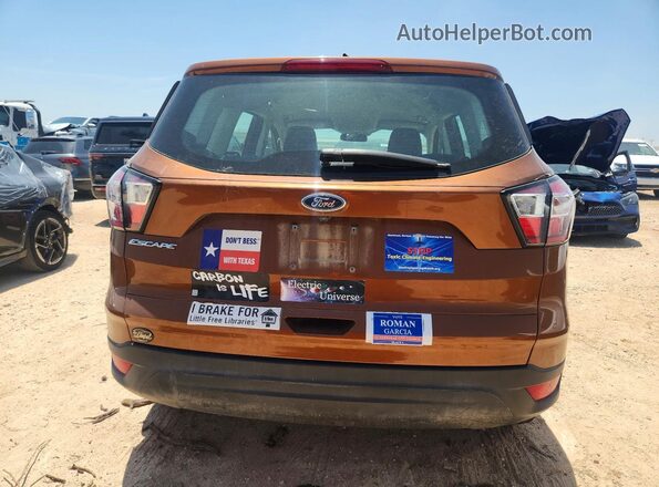 1FMCU0F71HUC49008 2017 FORD ESCAPE Orange Вид ззаду