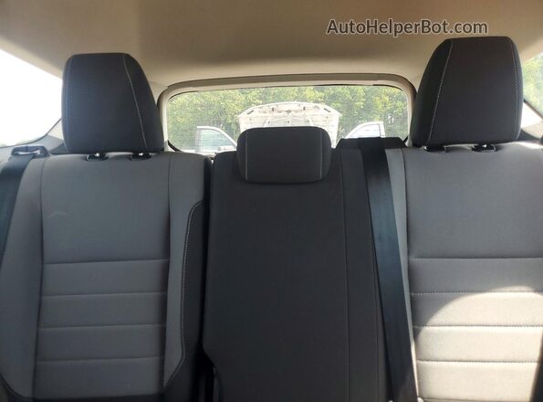 1FMCU0F71JUA16106 2018 FORD ESCAPE Maroon Rear seats view