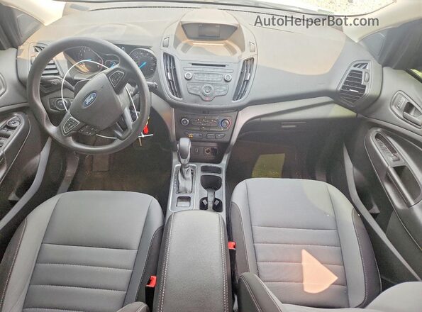 1FMCU0F71JUB46886 2018 FORD ESCAPE White Widok deski rozdzielczej