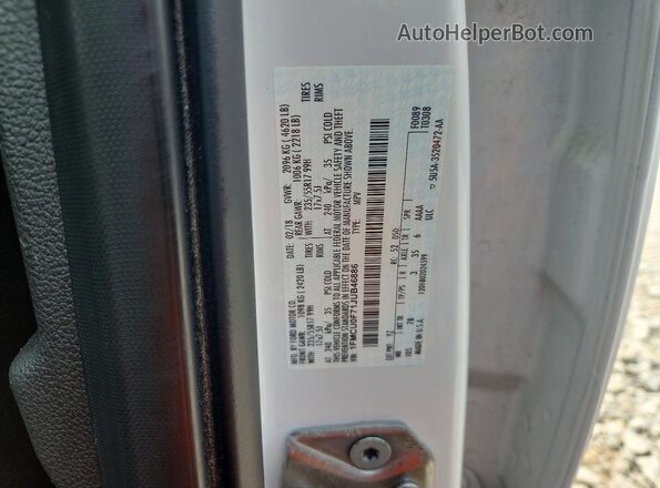 1FMCU0F71JUB46886 2018 FORD ESCAPE White Widok naklejki z numerem VIN