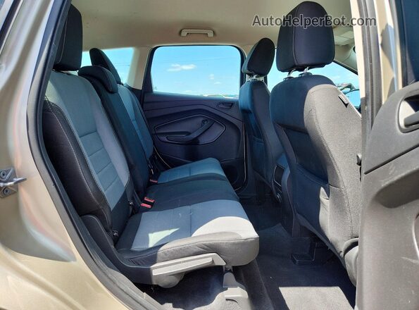 1FMCU0F72HUB28035 2017 FORD ESCAPE Beige უკანა სალონის ხედი