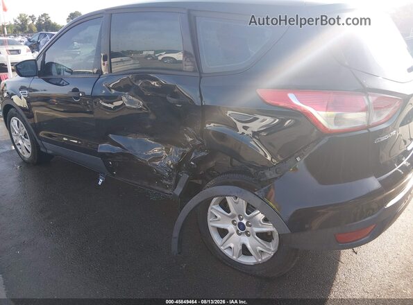 1FMCU0F73GUA43803 2016 FORD ESCAPE Черный Вид спереди