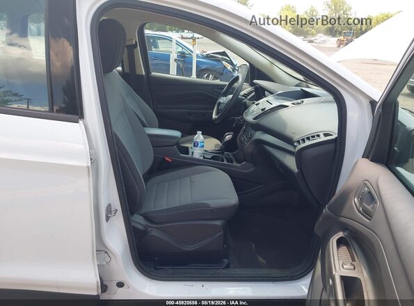 1FMCU0F73HUB12233 2017 FORD ESCAPE White წინა სალონის ხედი