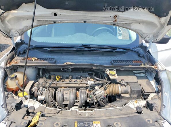 1FMCU0F74HUB22799 2017 FORD ESCAPE White Вид задньої частини салону