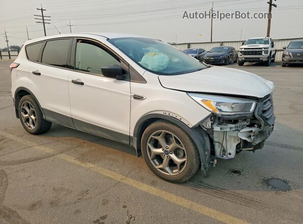 1FMCU0F74HUB44916 2017 FORD ESCAPE White Przód prawy
