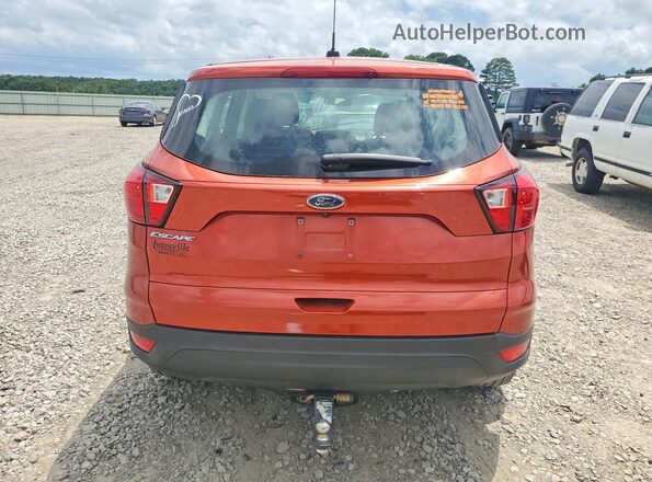 1FMCU0F74KUB46981 2019 FORD ESCAPE Оранжевый Вид сзади