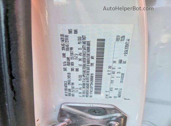 1FMCU0F75HUB89816 2017 FORD ESCAPE White Вид підкапотного простору
