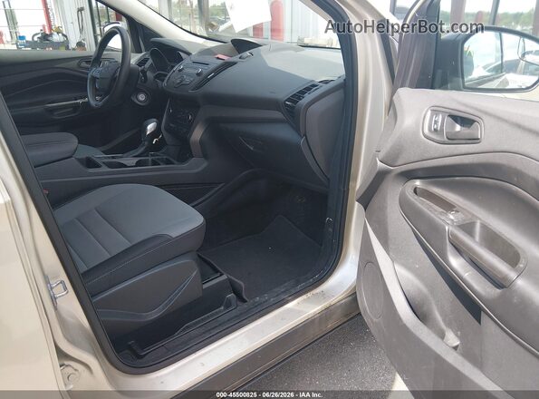1FMCU0F75JUD08373 2018 FORD ESCAPE Золотой Вид салона спереди
