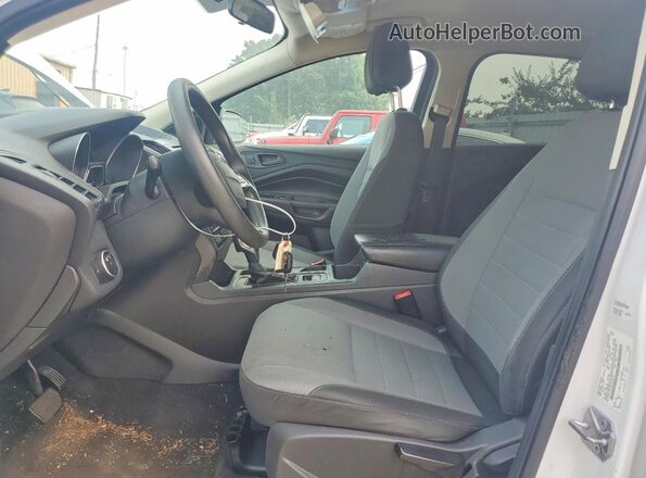 1FMCU0F76HUC05778 2017 FORD ESCAPE White Front interior view