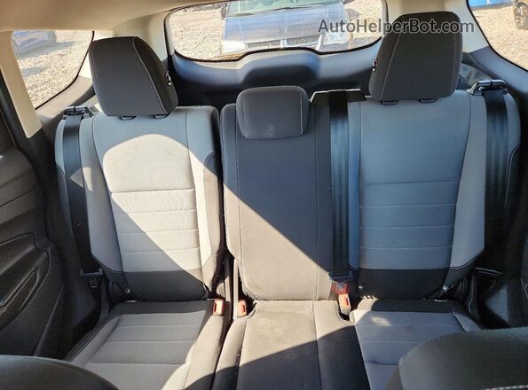 1FMCU0F76HUC40983 2017 FORD ESCAPE Gold Հետևի նստատեղերի տեսք