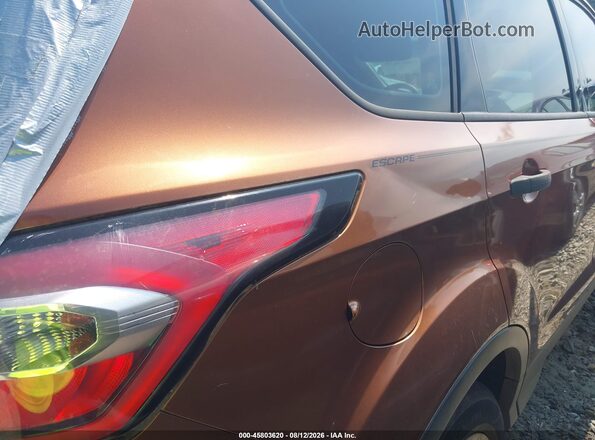 1FMCU0F76HUD16136 2017 FORD ESCAPE Orange 
