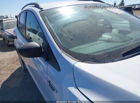 1FMCU0F76KUC10907 2019 FORD ESCAPE Белый Вид щитка приборов