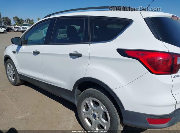 1FMCU0F76KUC10907 2019 FORD ESCAPE Белый 