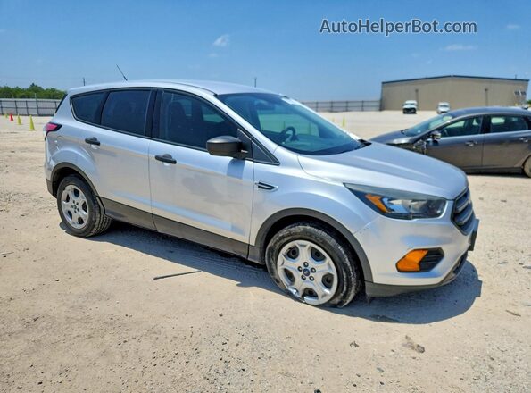 1FMCU0F77JUB83179 2018 FORD ESCAPE Серебряный Передняя правая четверть