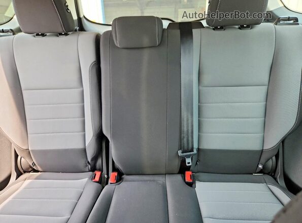 1FMCU0F77KUB96161 2019 FORD ESCAPE White Widok tylnych siedzeń