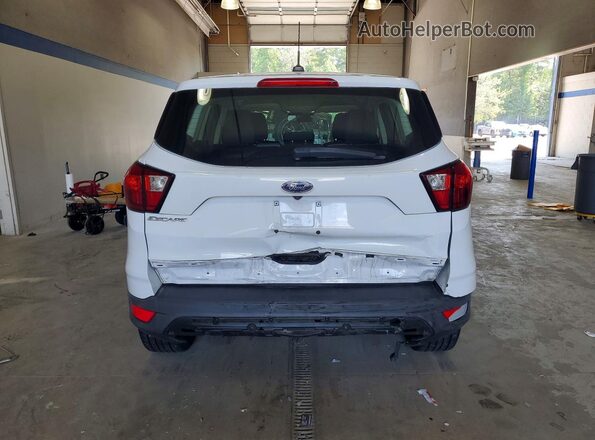 1FMCU0F77KUC47030 2019 FORD ESCAPE Белый Вид сзади