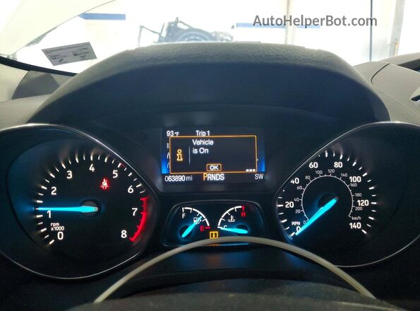1FMCU0F77KUC47030 2019 FORD ESCAPE Белый Вид щитка приборов