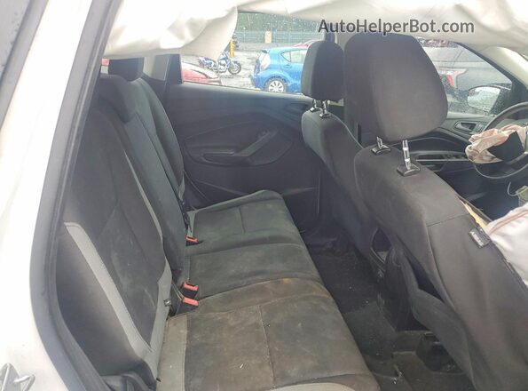 1FMCU0F78GUB12811 2016 FORD ESCAPE White Rear interior view