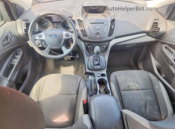 1FMCU0F79GUC21018 2016 FORD ESCAPE Темно-бордовый Вид панели приборов