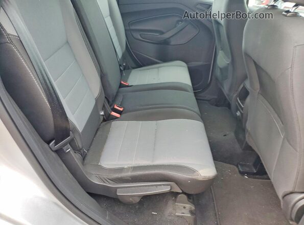 1FMCU0F79HUA23038 2017 FORD ESCAPE Silver უკანა სალონის ხედი