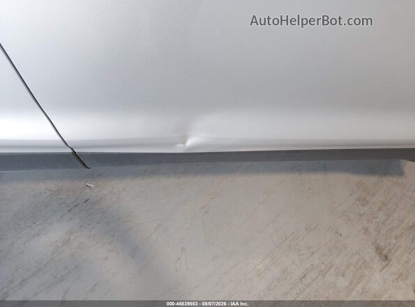 1FMCU0F79JUD08411 2018 FORD ESCAPE Silver Vista interior de 360 grados