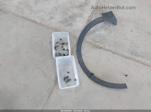 1FMCU0F7XHUB25495 2017 FORD ESCAPE White Instrument cluster view