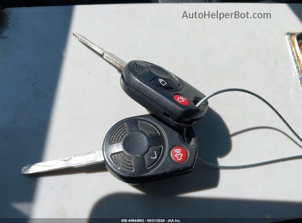 1FMCU0F7XHUD60138 2017 FORD ESCAPE Черный Вид панели приборов