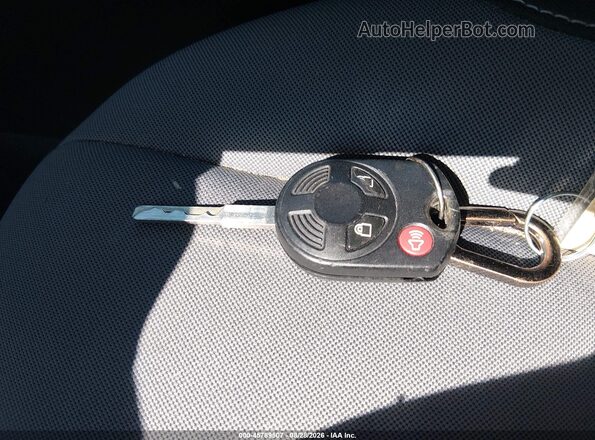 1FMCU0F7XHUD92247 2017 FORD ESCAPE Черный Вид панели приборов