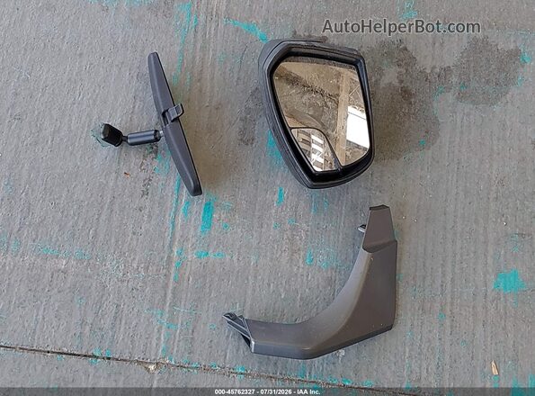 1FMCU0F7XJUB68014 2018 FORD ESCAPE White ხელსაწყოთა პანელის ხედი