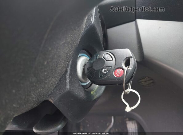 1FMCU0F7XJUD08398 2018 FORD ESCAPE Белый Вид панели приборов