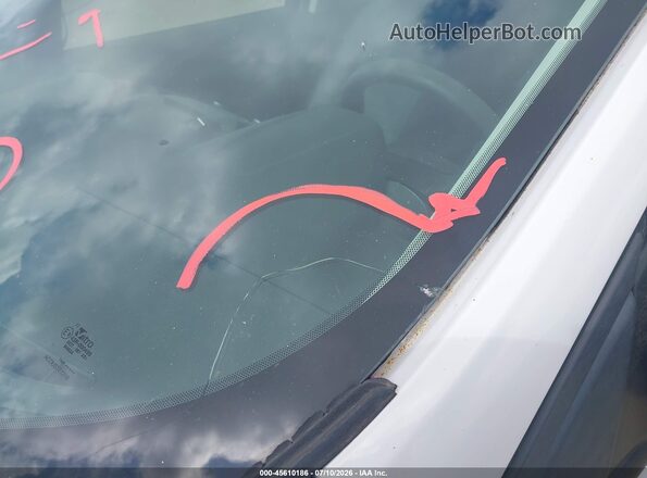 1FMCU0F7XJUD08398 2018 FORD ESCAPE Белый Вид щитка приборов
