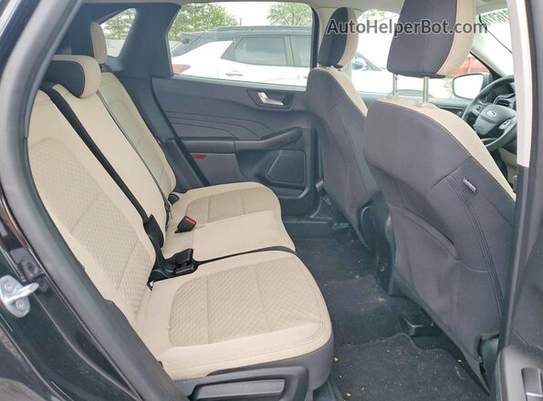 1FMCU0G62MUA22989 2021 FORD ESCAPE Black Widok wnętrza z tyłu