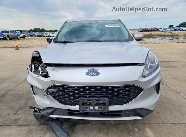 1FMCU0G64LUB01661 2020 FORD ESCAPE Серебряный Вид спереди