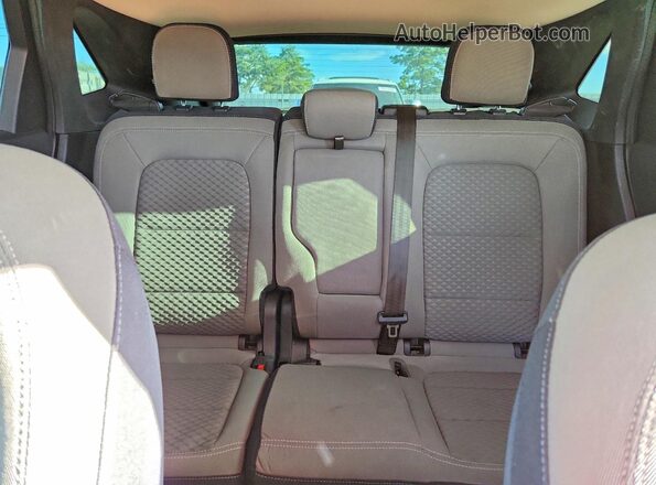 1FMCU0G64LUB83956 2020 FORD ESCAPE Gray Widok tylnych siedzeń