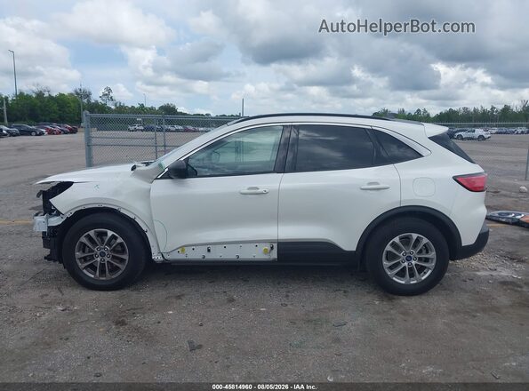 1FMCU0G65NUB40259 2022 FORD ESCAPE White 