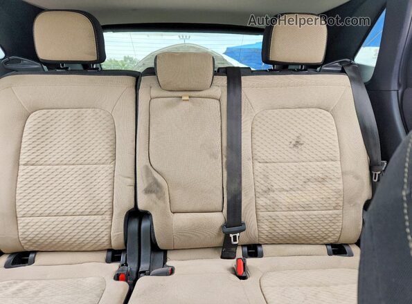 1FMCU0G66NUB61654 2022 FORD ESCAPE White Widok tylnych siedzeń