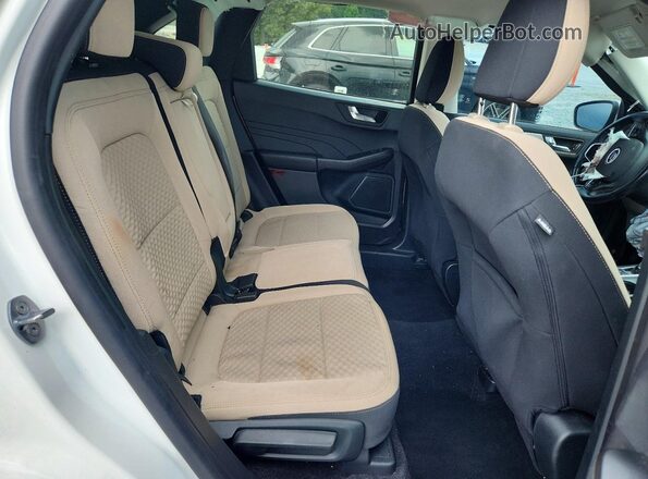 1FMCU0G67MUA36080 2021 FORD ESCAPE White Vista interior trasera