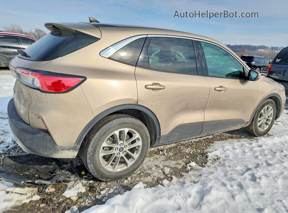 1FMCU0G6XMUA72667 2021 FORD ESCAPE Золотой Задняя правая четверть