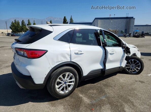 1FMCU0G6XNUB56019 2022 FORD ESCAPE White Tył prawy