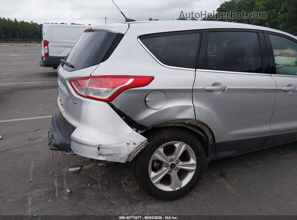 1FMCU0G71GUB78874 2016 FORD ESCAPE Серебряный Вид спереди
