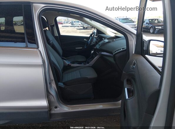 1FMCU0G75GUB73225 2016 FORD ESCAPE Silver Vista interior delantera