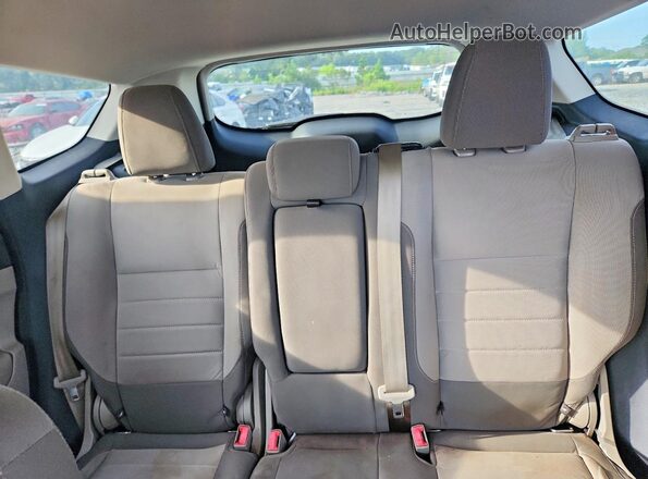 1FMCU0G7XGUA90776 2016 FORD ESCAPE Silver Widok tylnych siedzeń