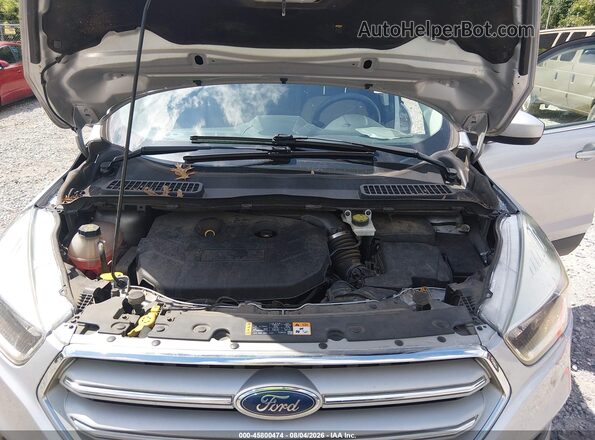 1FMCU0G90KUB33595 2019 FORD ESCAPE Серебряный Вид сзади