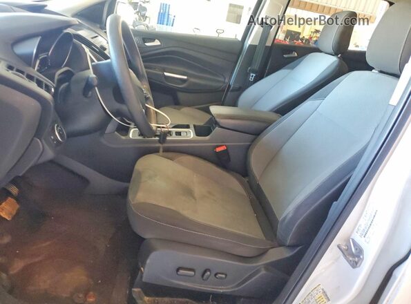 1FMCU0G93JUB47148 2018 FORD ESCAPE White Front interior view