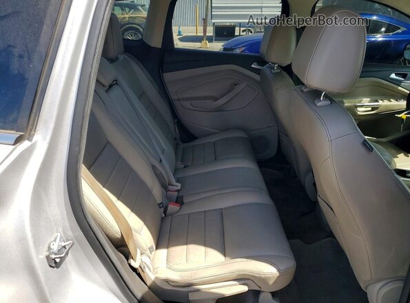 1FMCU0G94GUB84539 2016 FORD ESCAPE Silver Widok wnętrza z tyłu