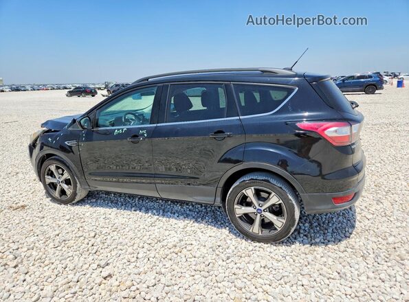 1FMCU0G94HUC60083 2017 FORD ESCAPE Черный Задняя левая четверть