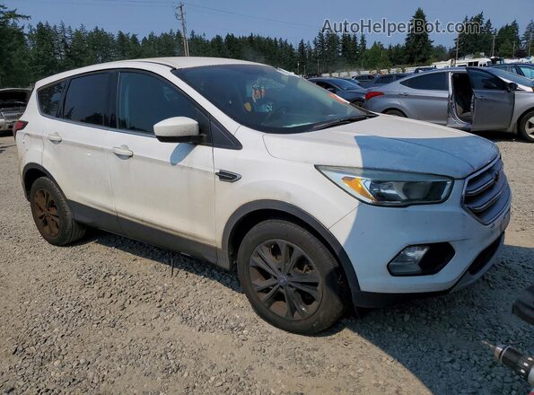 1FMCU0G95HUD44784 2017 FORD ESCAPE White Передня права чверть
