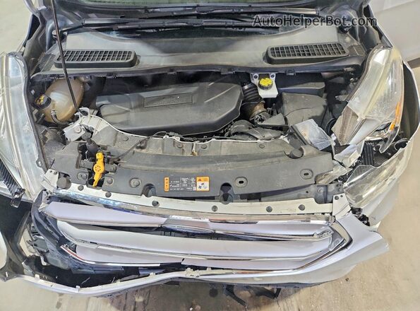 1FMCU0G98HUE52977 2017 FORD ESCAPE Silver ძრავის განყოფილების ხედი